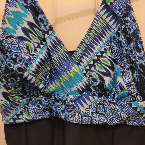 Malibu vintage style one piece plus size women's swimsuit - Picture 3 of 9